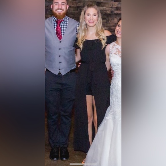 Cold shoulder romper - Picture 2 of 5